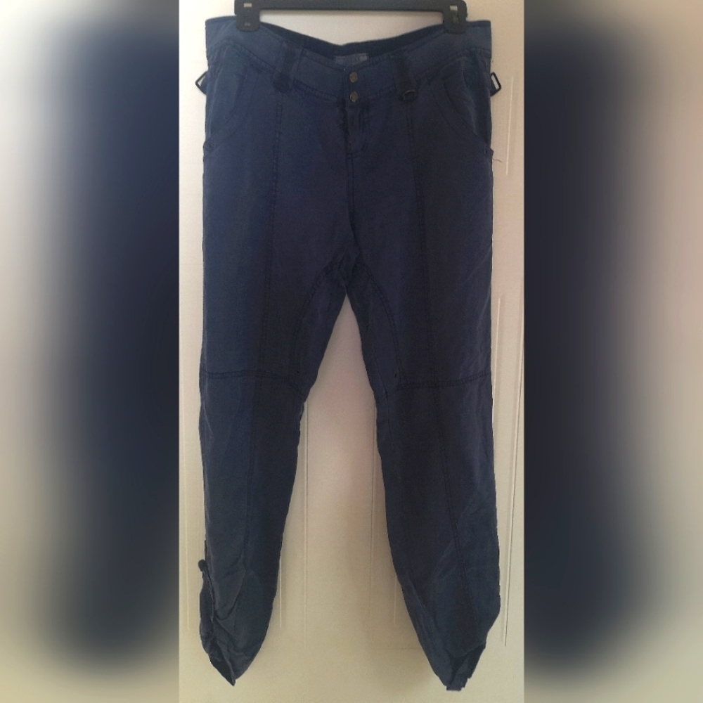 Guess pants.